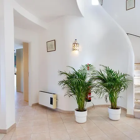 Ursinho By Algarve Holidays * אלבופיירה