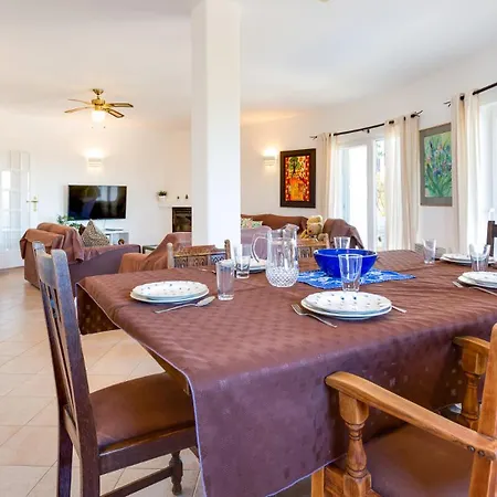 Ursinho By Algarve Holidays فيلة