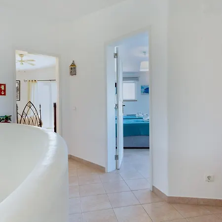 ヴィラ Ursinho By Algarve Holidays アルブフェイラ